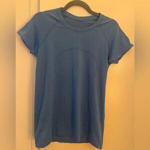 Lulu Swiftly Tech size 10